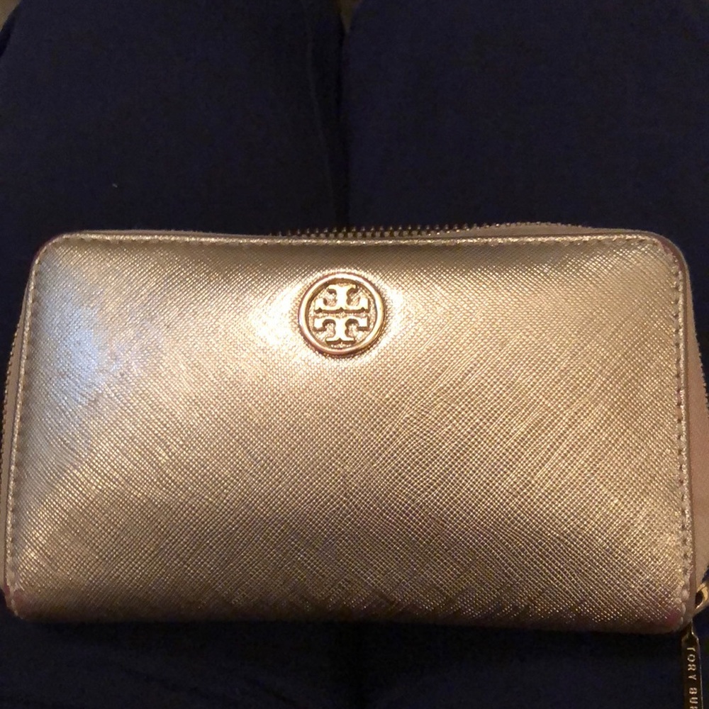 Tory Burch wallet